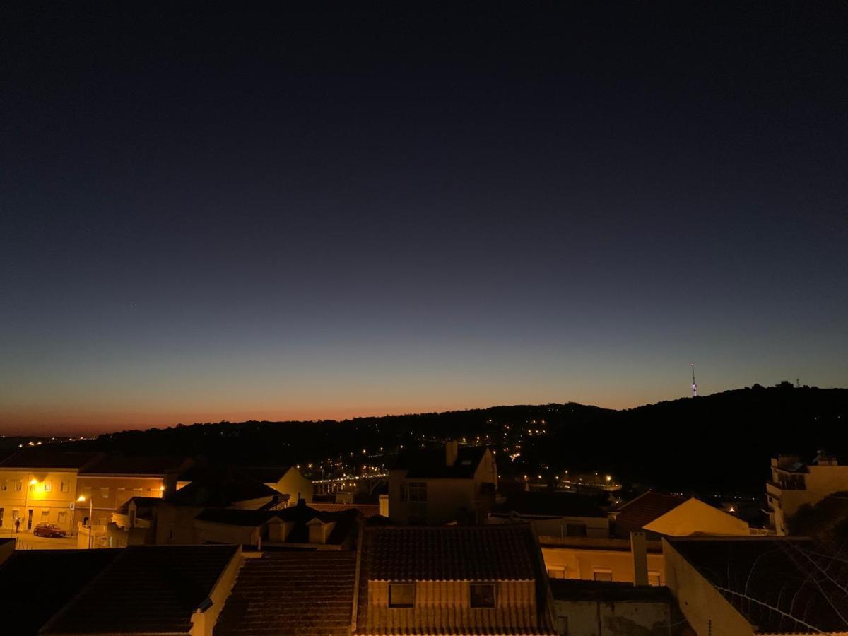 Apartment2 With Terrace And A View Near Amoreiras Lisboa Extérieur photo
